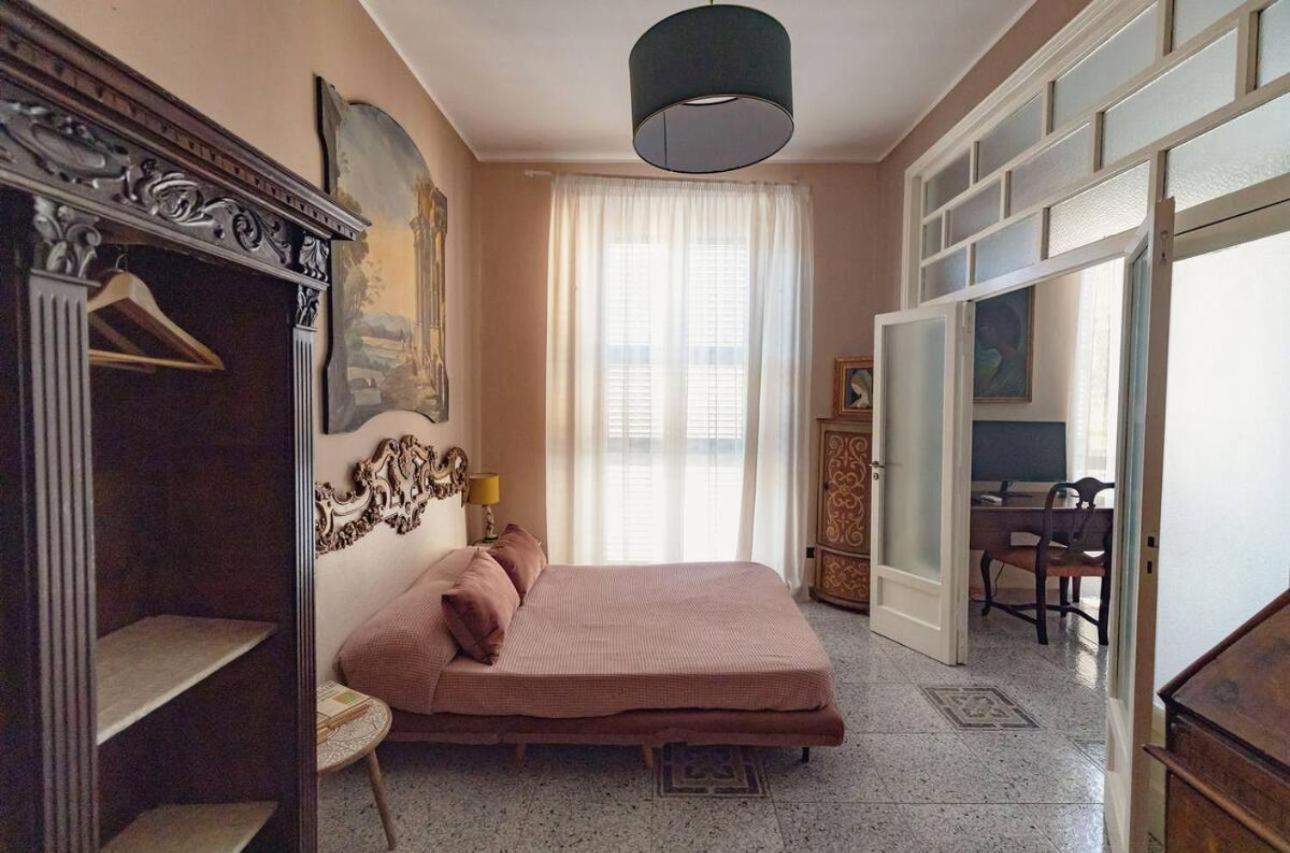 Luxury Suite Vitruvio 55 Formia Esterno foto