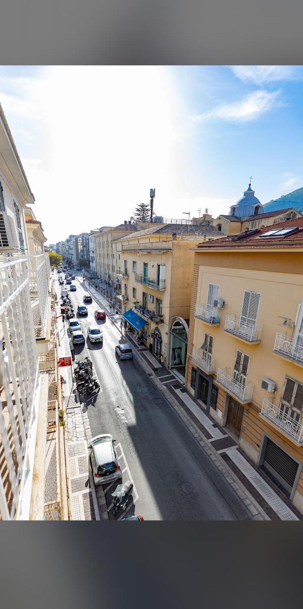Luxury Suite Vitruvio 55 Formia Esterno foto